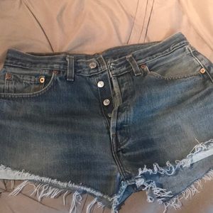 Levi jean shorts